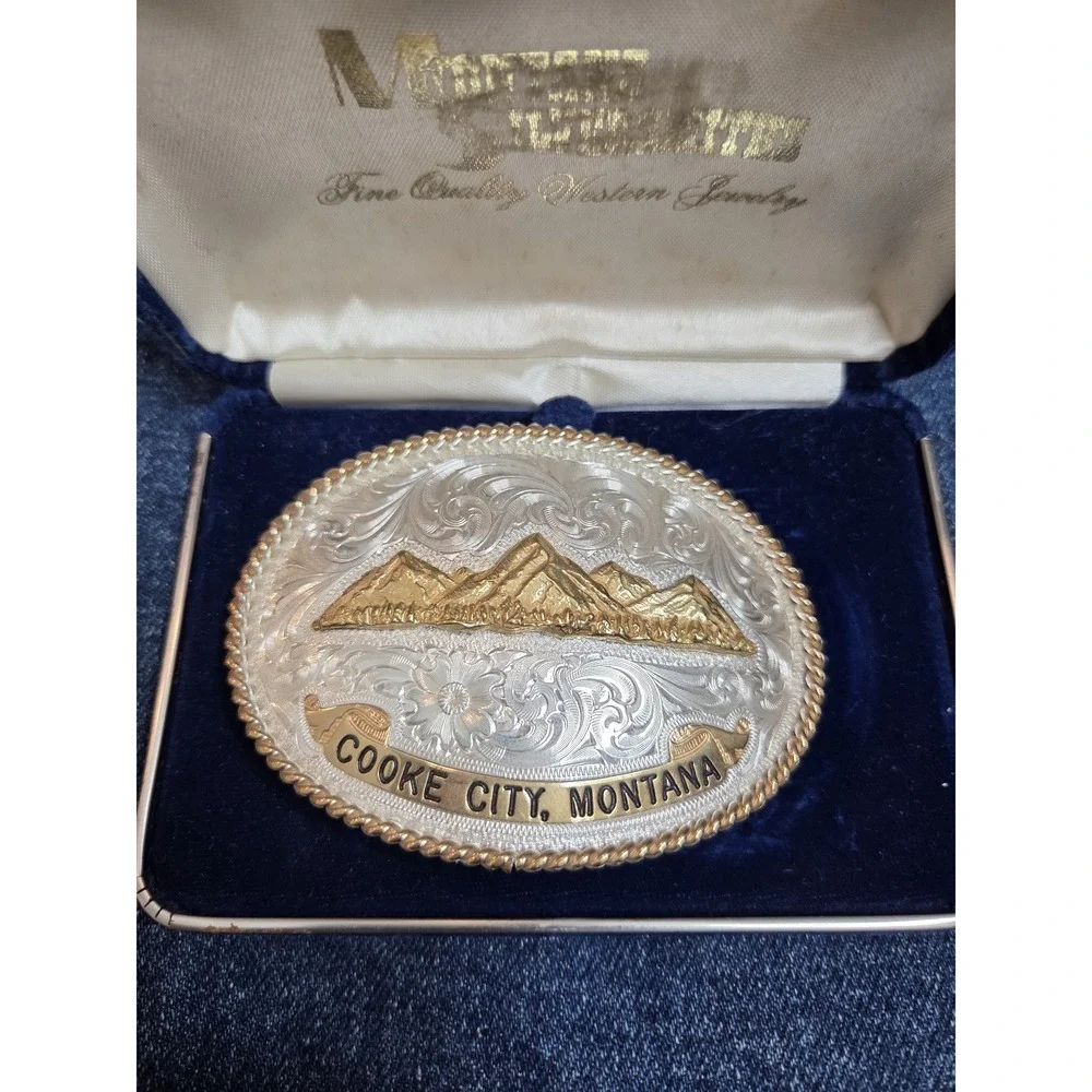 NWT Montana Silversmiths Cooke City 3D Mountain Belt Buckle - In Box